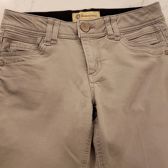 Democracy Grey Jeans - Picture 11 of 15